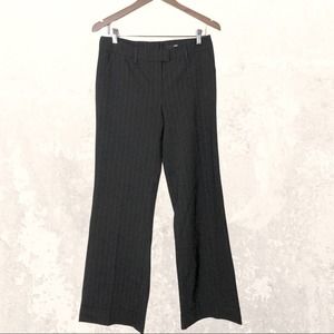 H & M black and white pinstripe trouser pants Size 8